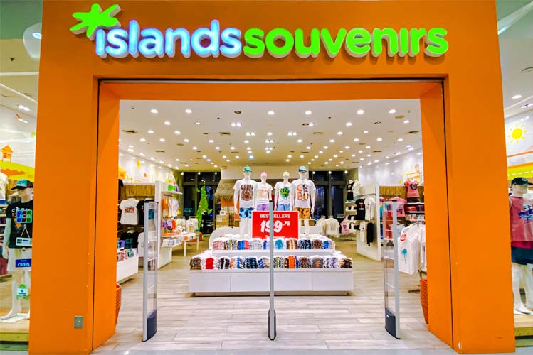 Islands souvenirsのエントランス