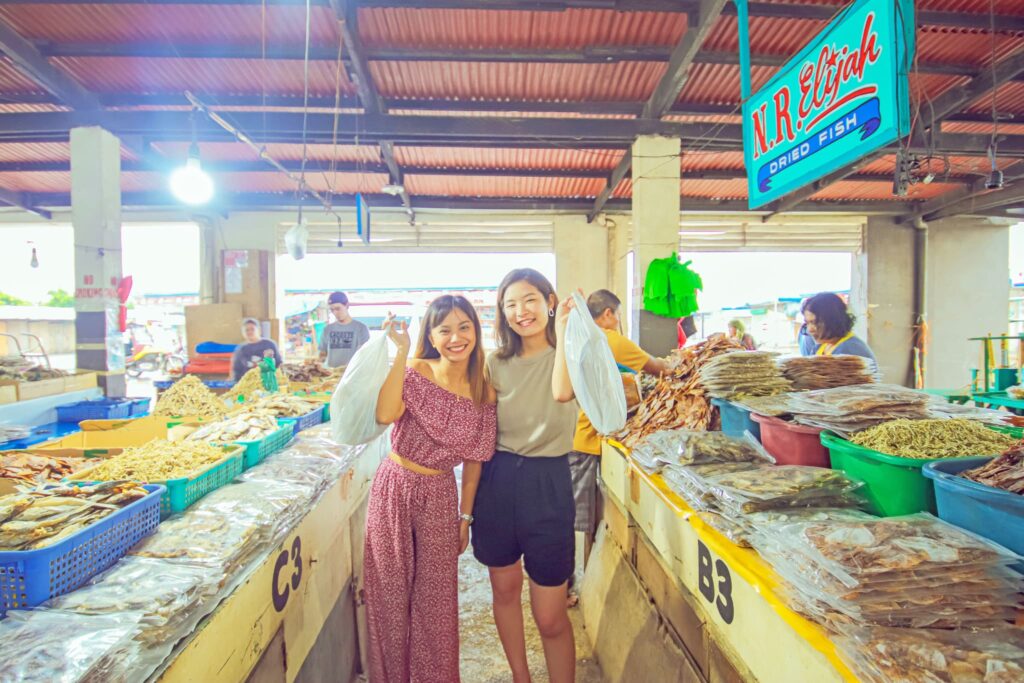 バンタヤン島のマーケット